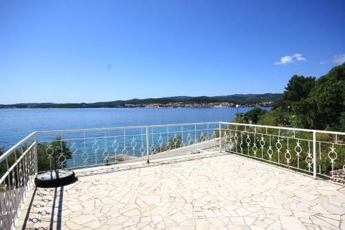 Apartment Kuciste - Perna 4542a