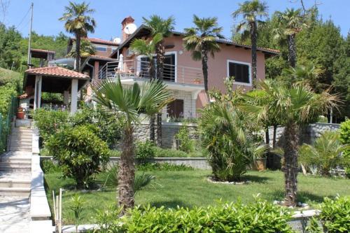 Apartment Medveja 7722a