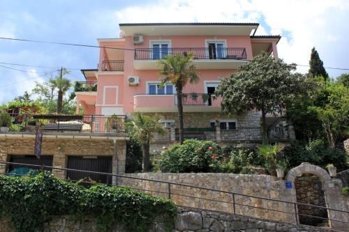 Apartment Medveja 2305c