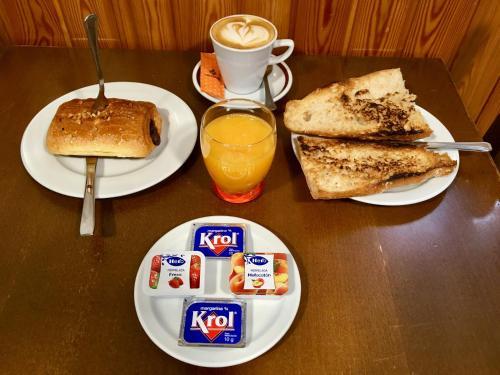 Hostal Pensi�n O' Mes�n