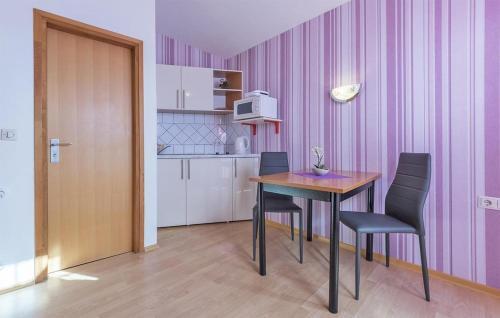 Apartment Pjescana Uvala 7612e