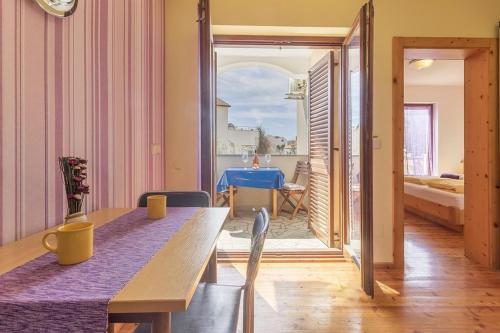 Apartment Pjescana Uvala 7612e