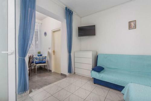 Hostal Apartments With A Parking Space Novigrad - 2536