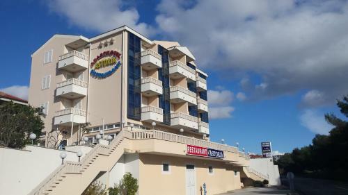 Apartments And Rooms Astoria