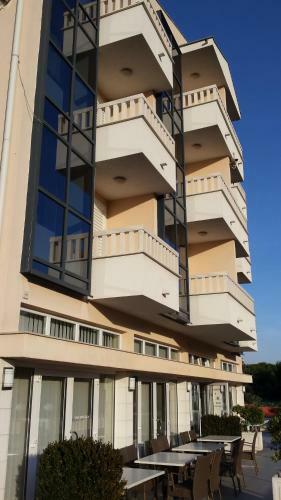 Apartments And Rooms Astoria