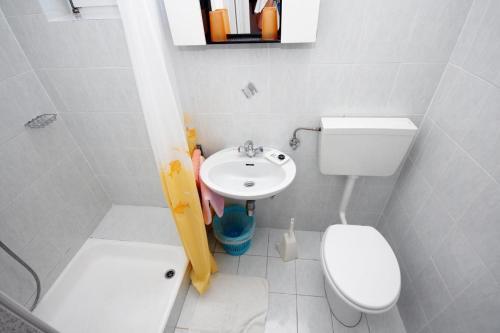 Hostal Double Room Kampor 5064a