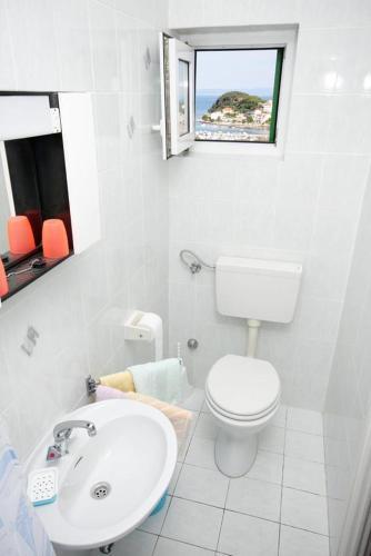 Hostal Double Room Kampor 5064a