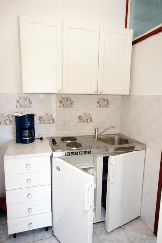 Hostal Double Room Kampor 5064a
