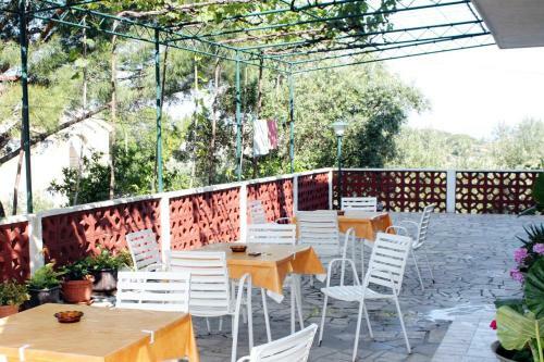 Hostal Double Room Kampor 5064a