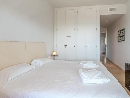 Rock Bay II Apartemento 2055