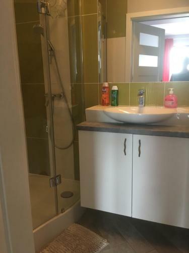 Jtb Deluxe Apartments