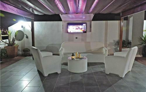 Apartment Salou With Fireplace 05