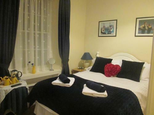 Bed & Breakfast Caledonia Guest House