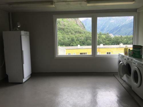 Apartamento Trolltunga Guesthouse