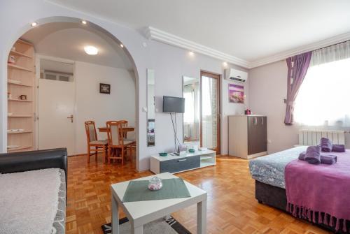 Apartment Gloria