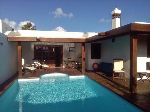 Villa Ana