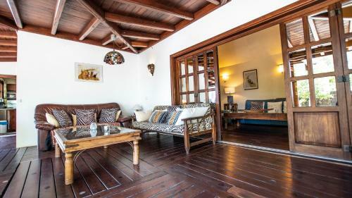 Villa Ana
