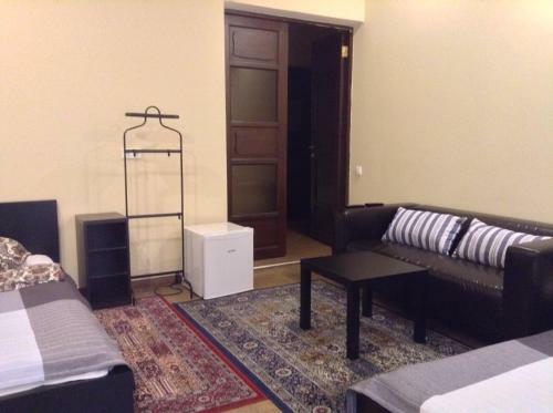 Hostal Gostevoy Dom Na Parallel'noy