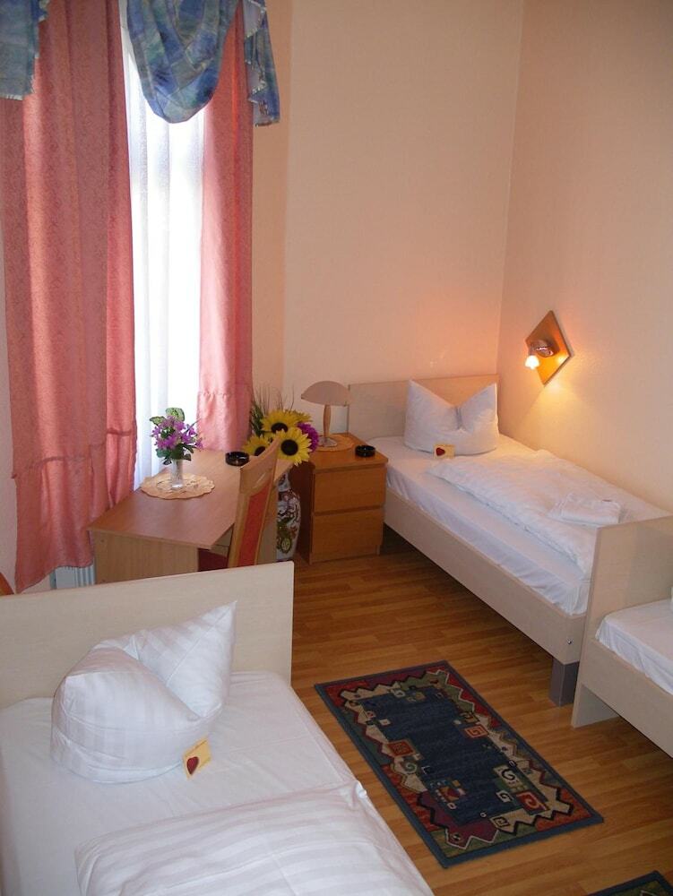 Hotel Garni Djaran