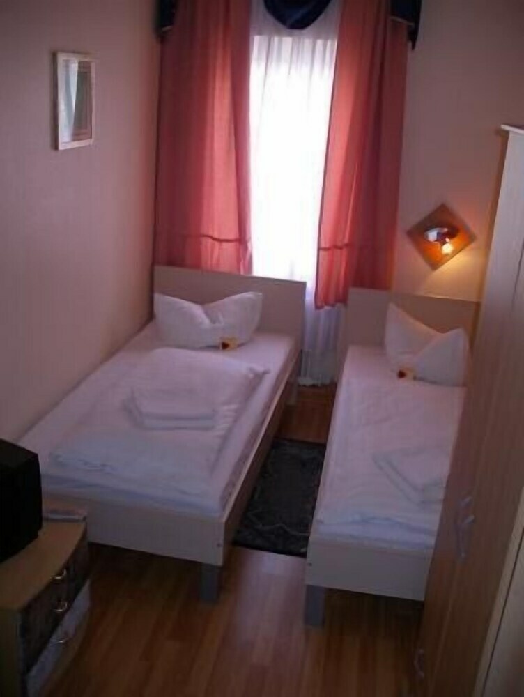 Hotel Garni Djaran