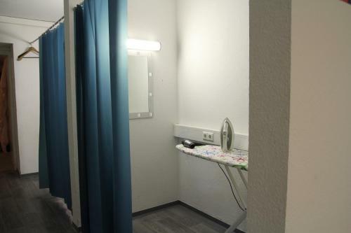 Hostal Wira Hostel