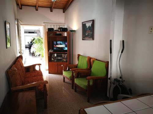 Hotel Hojarascas
