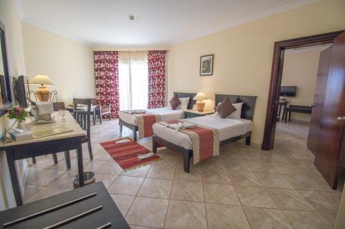 Hotel Royal Tulip Beach Resort