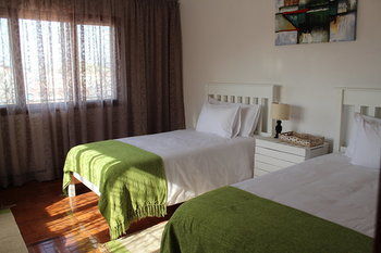 Hostal Sommerschield Guest House
