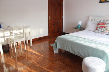 Hostal Sommerschield Guest House