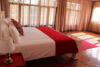 Hostal Sommerschield Guest House