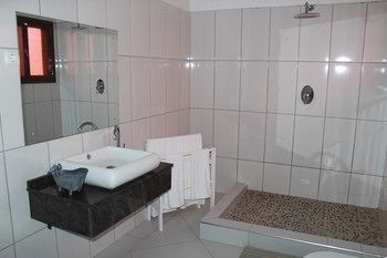 Hostal Sommerschield Guest House