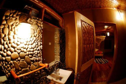 Marafiki Safari Lodge
