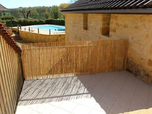 Modern Holiday Home In Aquitaine With Swimming Pool