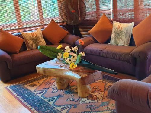 Hib Escape Villa
