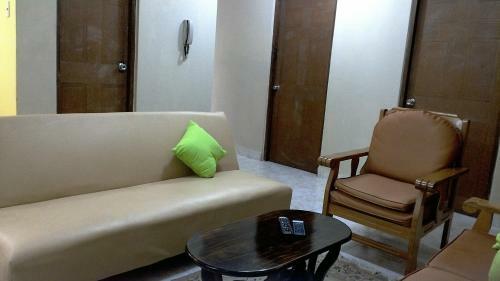 Hostal Hospedaje De Lidia