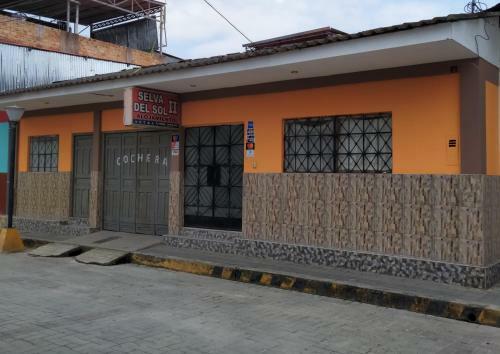 Hostal Alojamiento "selva Del Sol"