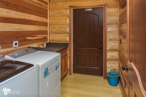 Alaska Knotty Pine B&B