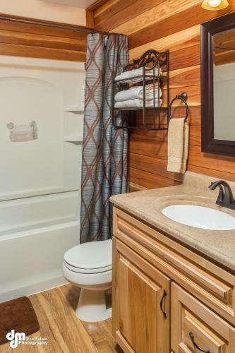 Alaska Knotty Pine B&B