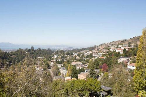 Bay View Montclair Cottage