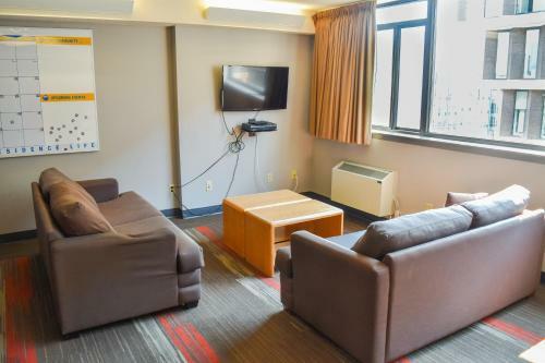 Hotel Ryerson University-international Living Learning Centre