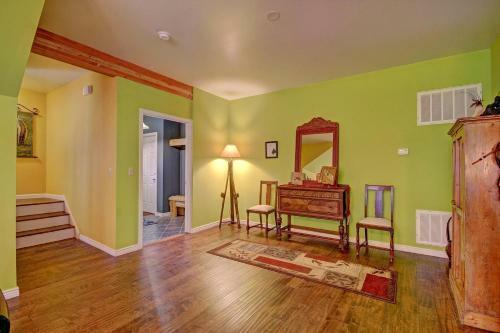 Spruce Creek Lodge