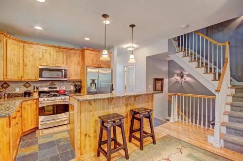 Bear Pine Chalet