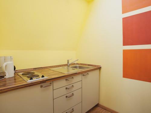 Hostal Alex 30 Hostel