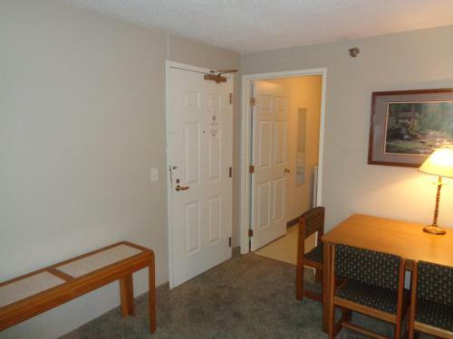 Krb Apartments On First Street