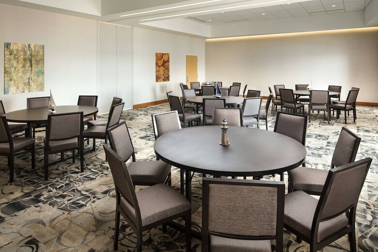 Hotel Courtyard By Marriott Erie Bayfront
