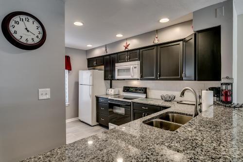 Anchorage II A12 Apartment