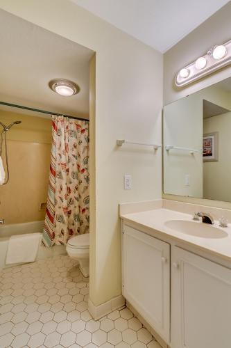 Anchorage I C09 Apartment