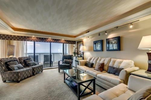Penthouse 704- Carolina Dunes Apartment