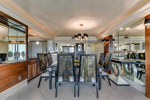 Penthouse 704- Carolina Dunes Apartment