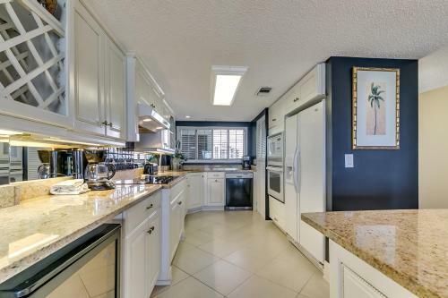 Penthouse 704- Carolina Dunes Apartment